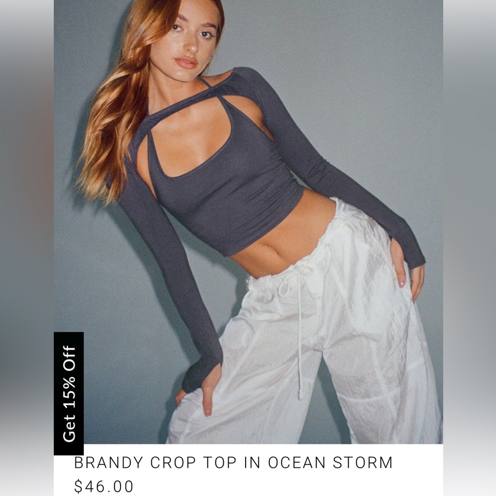 Motel Rocks Ocean storm top